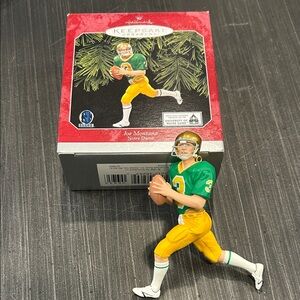 1998 Hallmark Joe Montana Notre Dame Keepsake Ornament